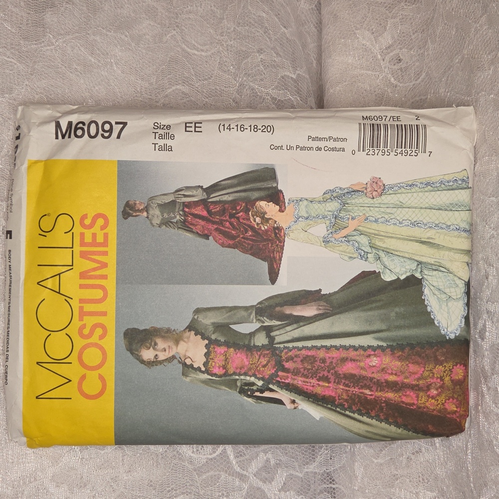 McCall's: Sewing Pattern Uncut 6097